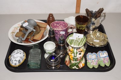 Lot 5 - Tray of mixed items to include small Victorian...