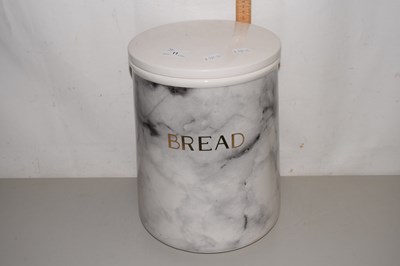 Lot 11 - A porcelain bread bin
