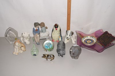 Lot 21 - Mixed Lot: Nao figure group, Russian animal...