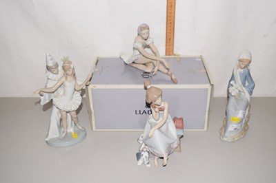 Lot 72 - Group of various Lladro figurines