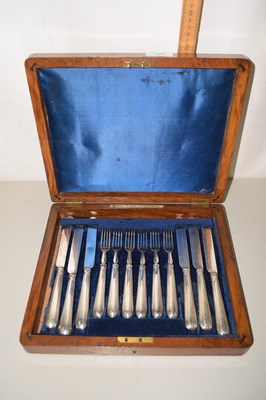 Lot 208 - A Mappin Bros case of dessert cutlery