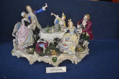 Lot 291 - A very large porcelain centre piece featuring...