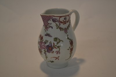 Lot 343 - A Lowestoft porcelain sparrow beak with Curtis...