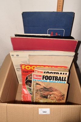 Lot 542 - Assorted football albums