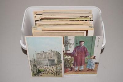 Lot 91 - Box of assorted postcards