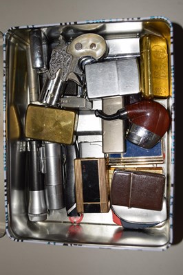 Lot 142 - Box of various cigarette lighters