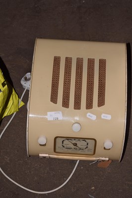Lot 729 - Vintage radio