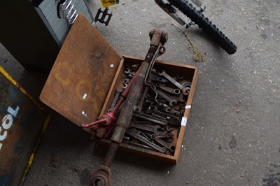 Lot 358 - A box of spanners and other assorted items
