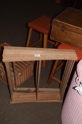 Lot 813 - A folding laundry rack