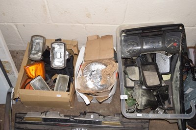 Lot 862 - Three boxes of automobilia parts