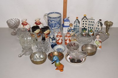 Lot 179 - Mixed Lot:  Various salt and pepper pots,...