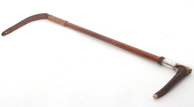 Lot 236 - Early 20th Century hunting whip or crop having...
