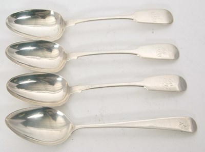 Lot 38 - Three George IV silver fiddle pattern serving...