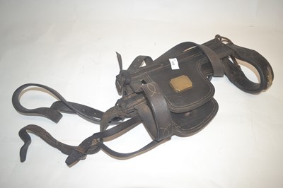 Lot 433 - Horse bridle featuring the maker's plate of...