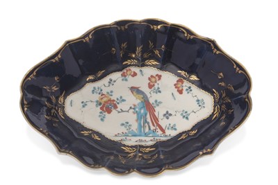 Lot 73 - An 18th Century Worcester dish, the centre...