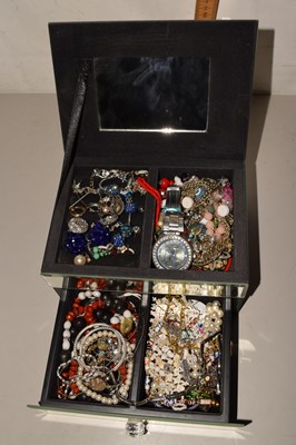 Lot 92 - Mirrored jewellery box and assorted costume...