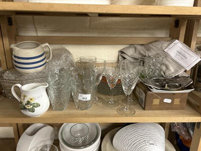 Lot 512 - Mixed lot of glass ware and other items