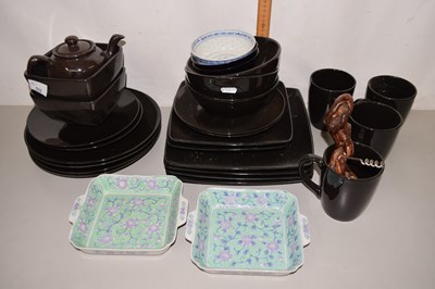 Lot 532 - Black dinner wares and modern Chinese bowls