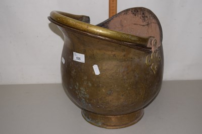 Lot 535 - Brass coal scuttle