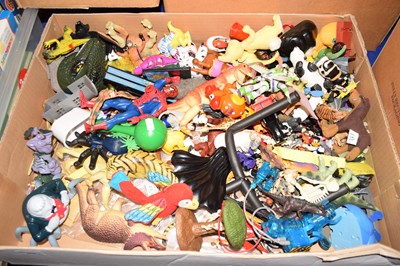 Lot 566 - Box of assorted children's toys