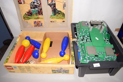 Lot 571 - Assorted Lego