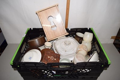 Lot 603 - Box of assorted kitchen wares to include Denby...