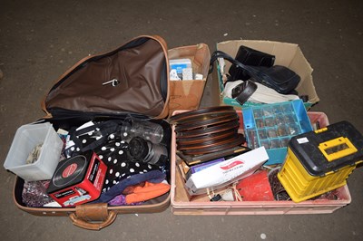 Lot 777 - Quantity of assorted household clearance