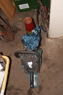 Lot 791 - Petrol chainsaw