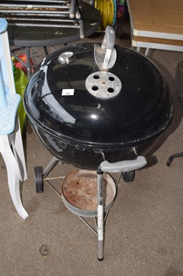 Lot 349 - A Webber charcoal barbecue