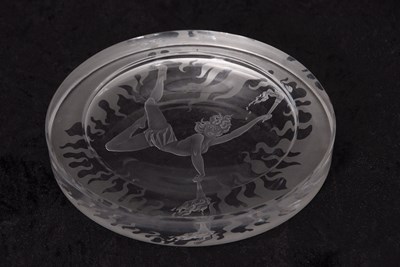 Lot 19 - A Lalique commemorative dish with frosted...