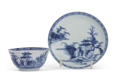 Lot 137 - A Cantonese porcelain Nanking Cargo tea bow...