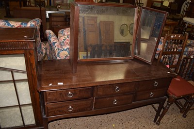 Lot 292 - A Stag Minstrel dressing table