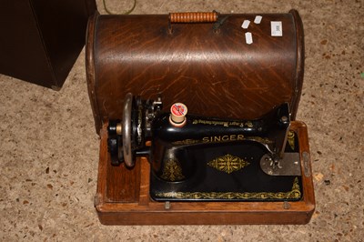 Lot 355 - A vintage Singer sewing machine