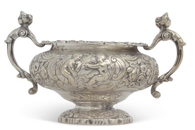 Lot 202 - A George III silver twin handled sugar bowl of...