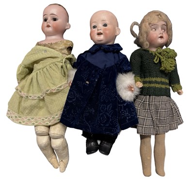 Lot 327 - Three German bisque headed dolls a/f for...