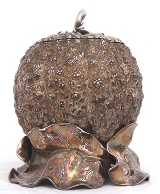 Lot 230 - A Victorian centrepiece naturalistically...