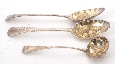 Lot 182 - Mixed Lot: A pair of Georgian berry spoons...