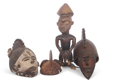 Lot 326 - Tribal & Ethnographica Interest: A group of...