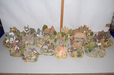 Lot 17 - A collection of various Liliput Lane model...