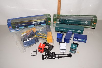 Lot 58 - A collection of various model lorries to...