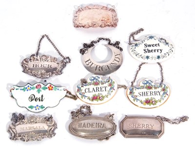 Lot 76 - Mixed Lot: hallmarked silver Sherry label,...