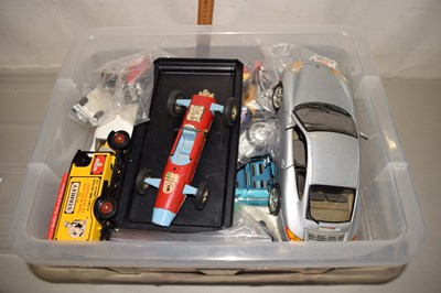 Lot 118 - A box of Burago toy cars and various others