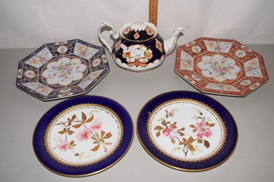 Lot 134 - Pair of Royal China Works Worcester cabinet...