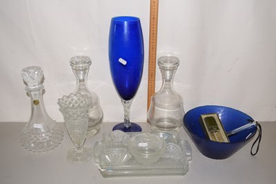 Lot 137 - Collection of various glass vases, dressing...