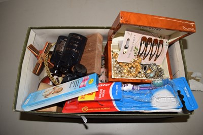 Lot 158 - Box of various costume jewellery, various...