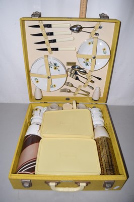 Lot 162 - A boxed Brexton picnic set