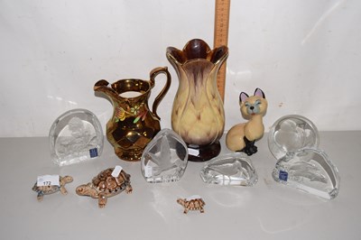 Lot 172 - Mixed Lot: Various glass plaques by Dartington...