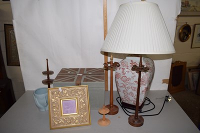 Lot 183 - Modern table lamp, storage box, picture frame,...