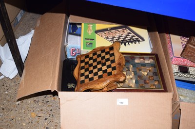 Lot 190 - Box of various modern board games