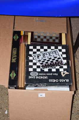 Lot 192 - Box of various modern glass and other chess sets